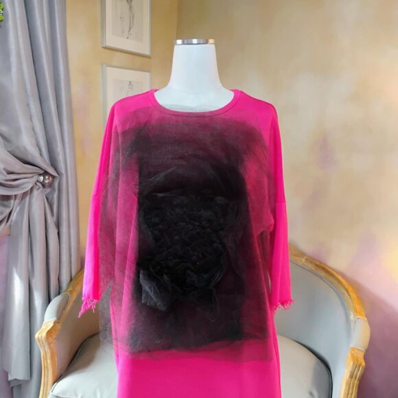 Hot pink sweatshirt tunic with statement tulle, size L - Picture 2 of 10